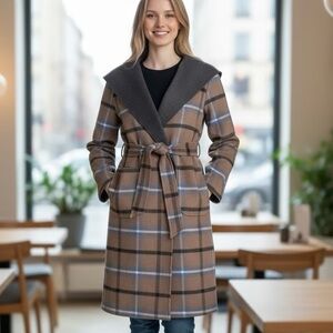 NWT Elie Tahari Wallace Coat
